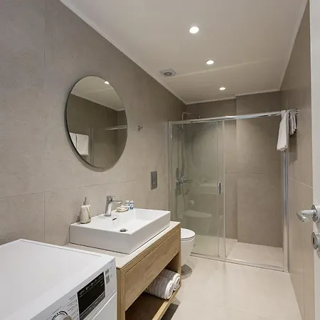 Blue Aura Villa, Elegance & Calm Living, By Thinkvilla Villa Magnisía